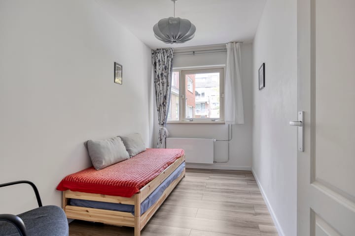 Photo 18 of Javastraat 11