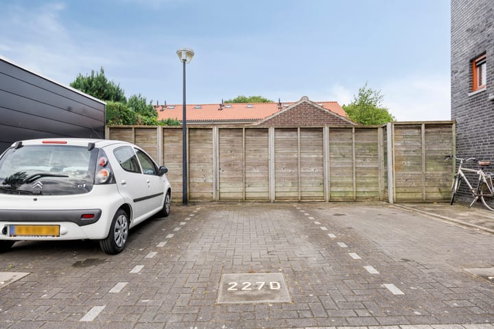 Foto 21 van Berghemseweg 227-D