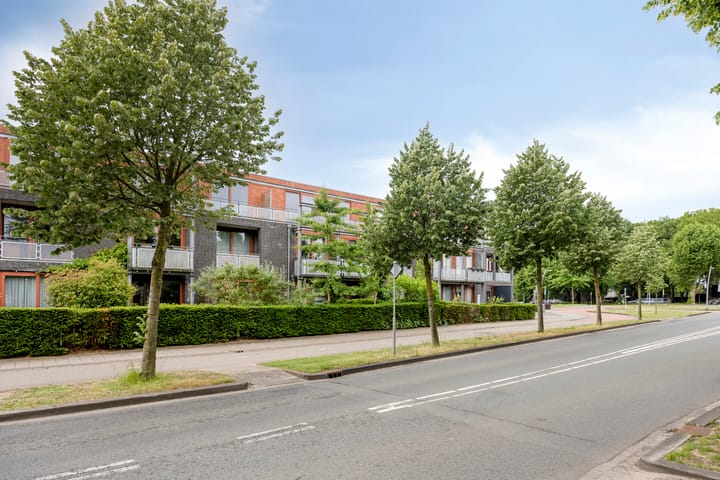 Foto 23 van Berghemseweg 227-D