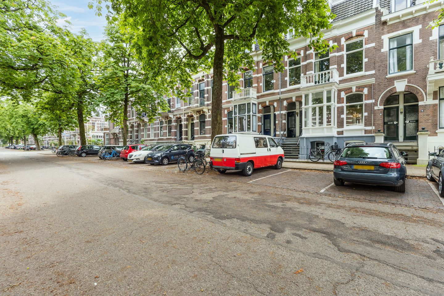 Photo 59 of van Slichtenhorststraat 22