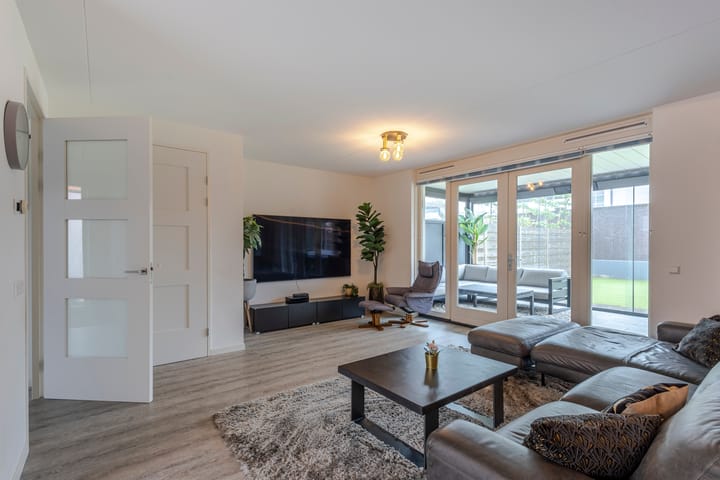 Foto 2 van Uranusstraat 22