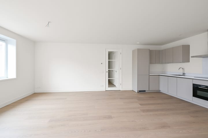 Foto 8 van Westzijde 9-F