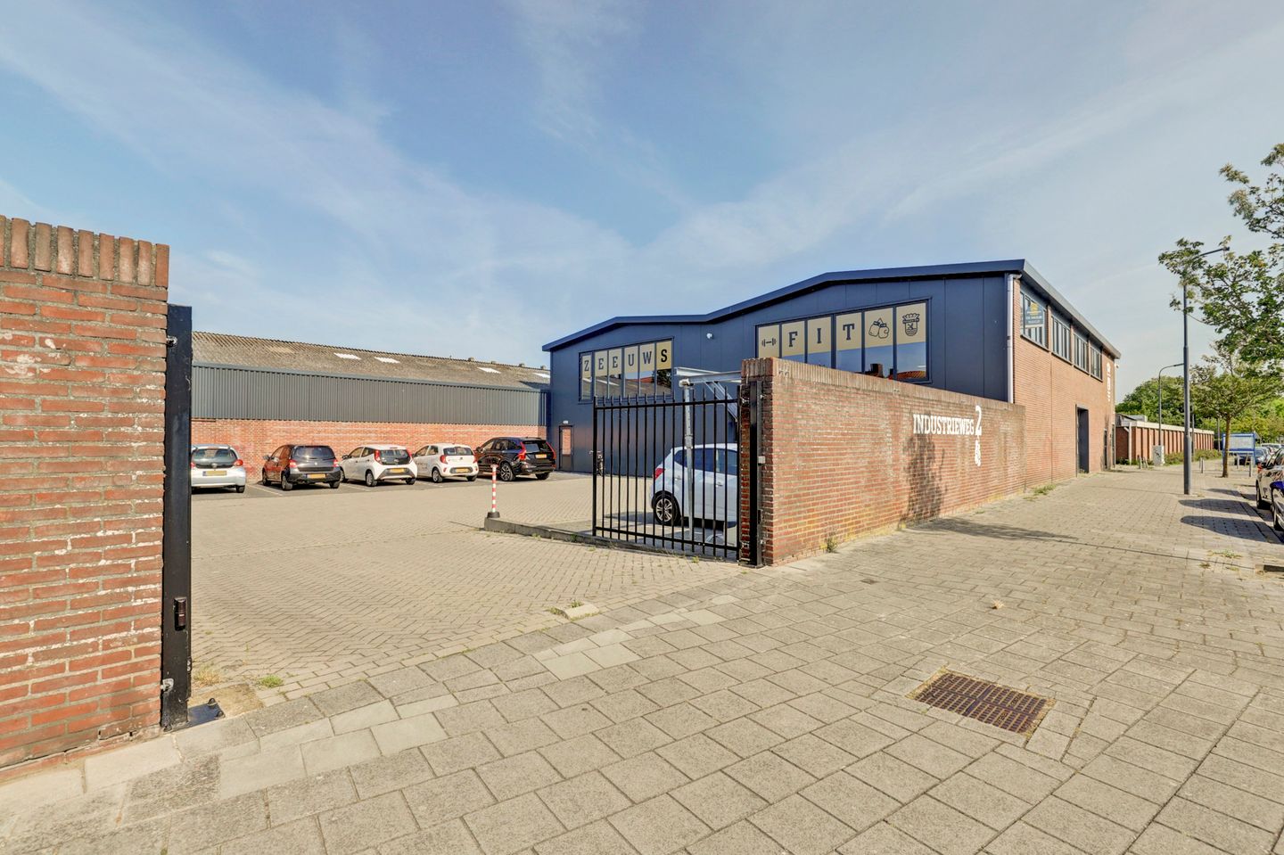 View photo 4 of Industrieweg 2