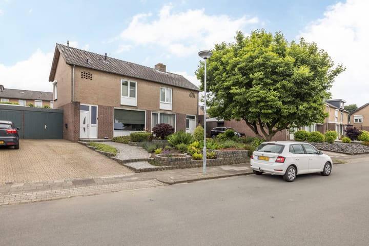 Foto 28 van Bernhardlaan 31