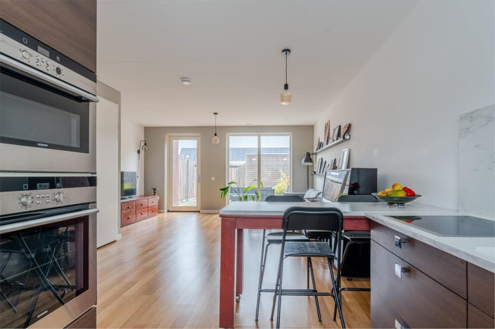 Foto 8 van Victorieuxstraat 27