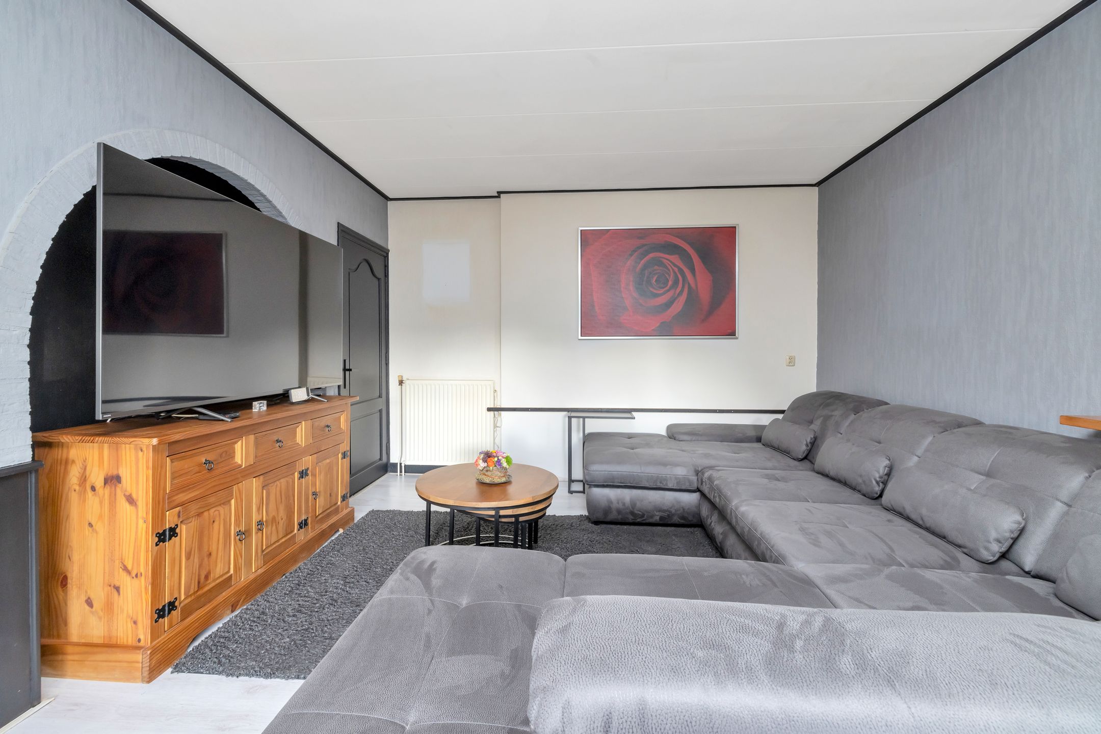 739.jpg?options=width=2160