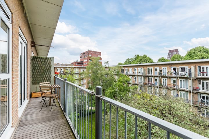 Photo 19 of Willem de Zwijgerlaan 132-3