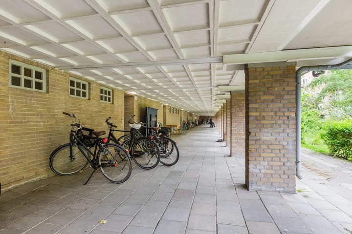 Photo 22 of Willem de Zwijgerlaan 132-3