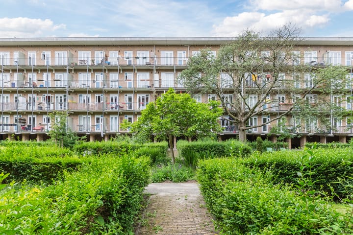 Photo 24 of Willem de Zwijgerlaan 132-3