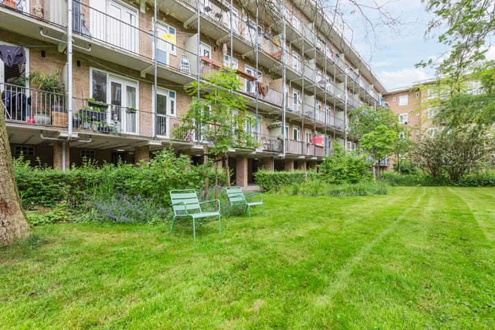 Photo 26 of Willem de Zwijgerlaan 132-3