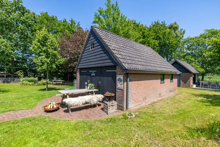 Foto 52 van Anlooërweg 2