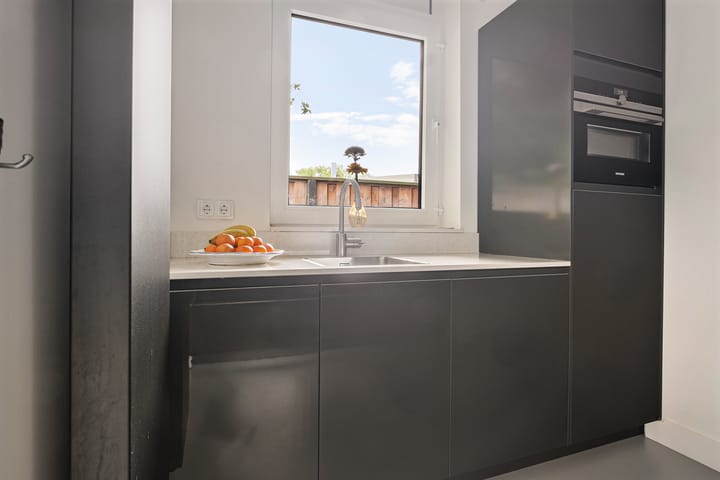 Foto 20 van Kamerlingh Onneslaan 55