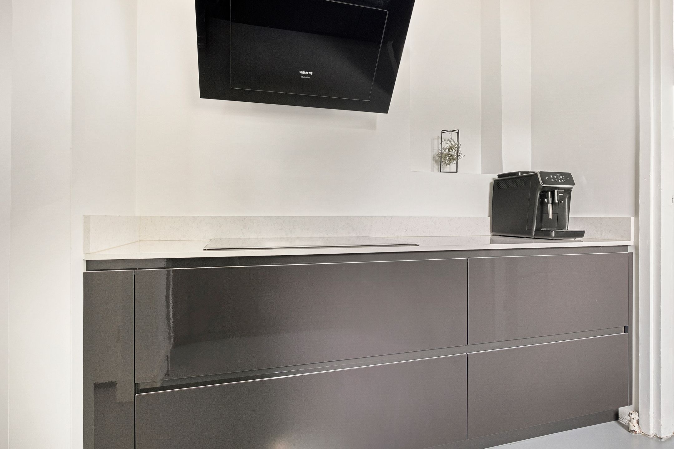 Foto 21 van Kamerlingh Onneslaan 55