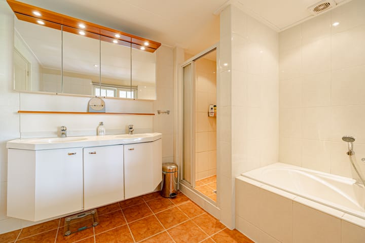 Foto 48 van Oane Binnesloane 15