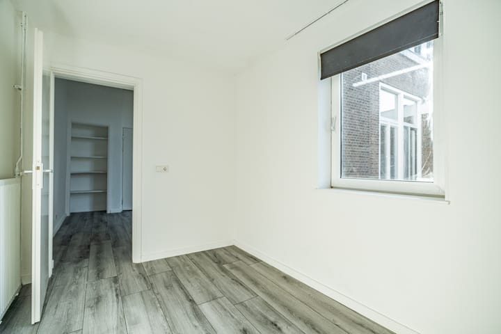 Foto 9 van Lage Rijndijk 41-B