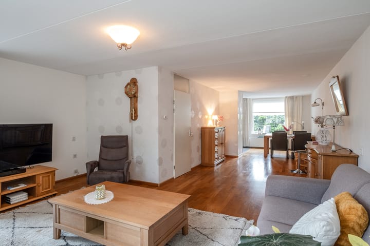 Foto 12 van Karel Schaapstraat 36