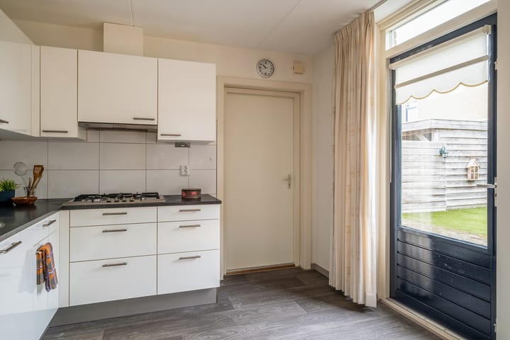 Foto 14 van Karel Schaapstraat 36