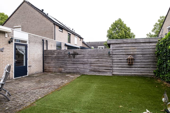 Foto 34 van Karel Schaapstraat 36