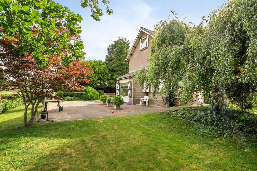 Photo 1 of Burgemeester van Rijswijkstraat 8