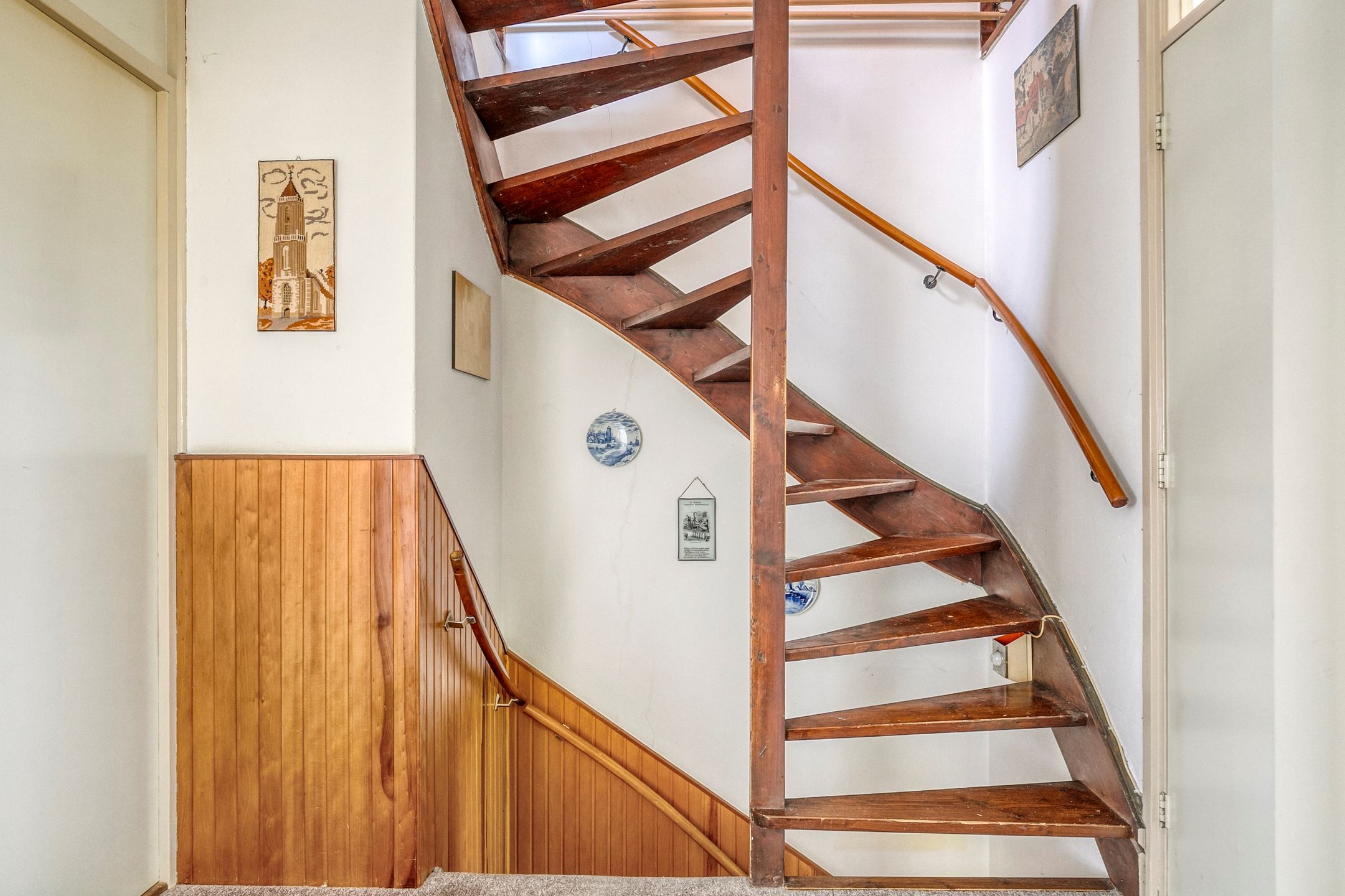 Photo 24 of Burgemeester van Rijswijkstraat 8