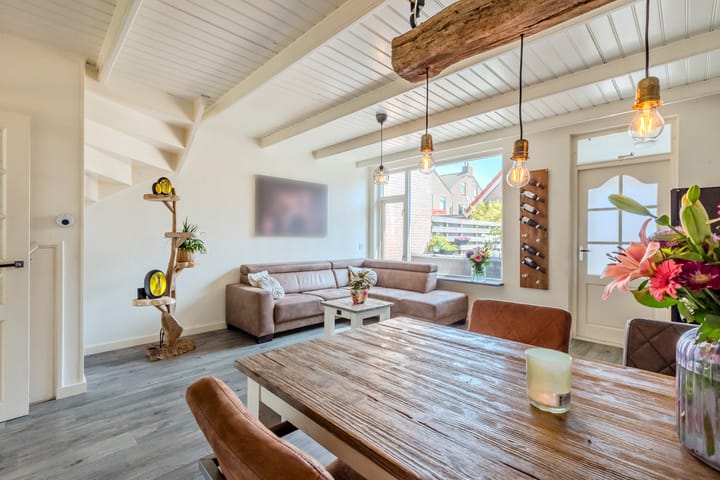 Foto 15 van Wieken 65