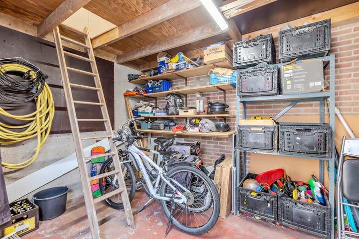 Foto 42 van Wieken 65