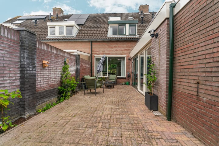 Foto 33 van Tuinlaan 38