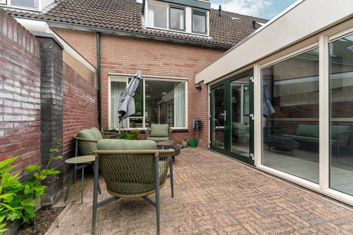 Foto 36 van Tuinlaan 38