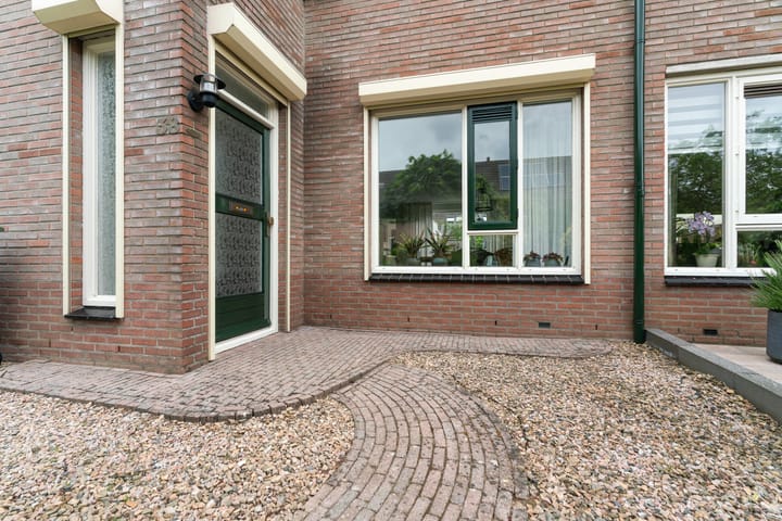 Foto 41 van Tuinlaan 38