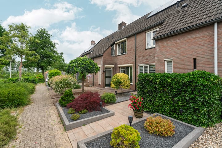 Foto 43 van Tuinlaan 38