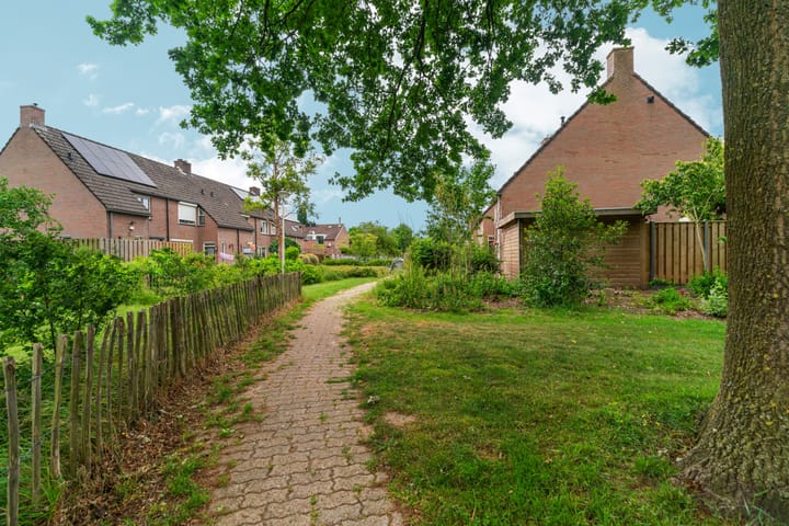 Foto 48 van Tuinlaan 38