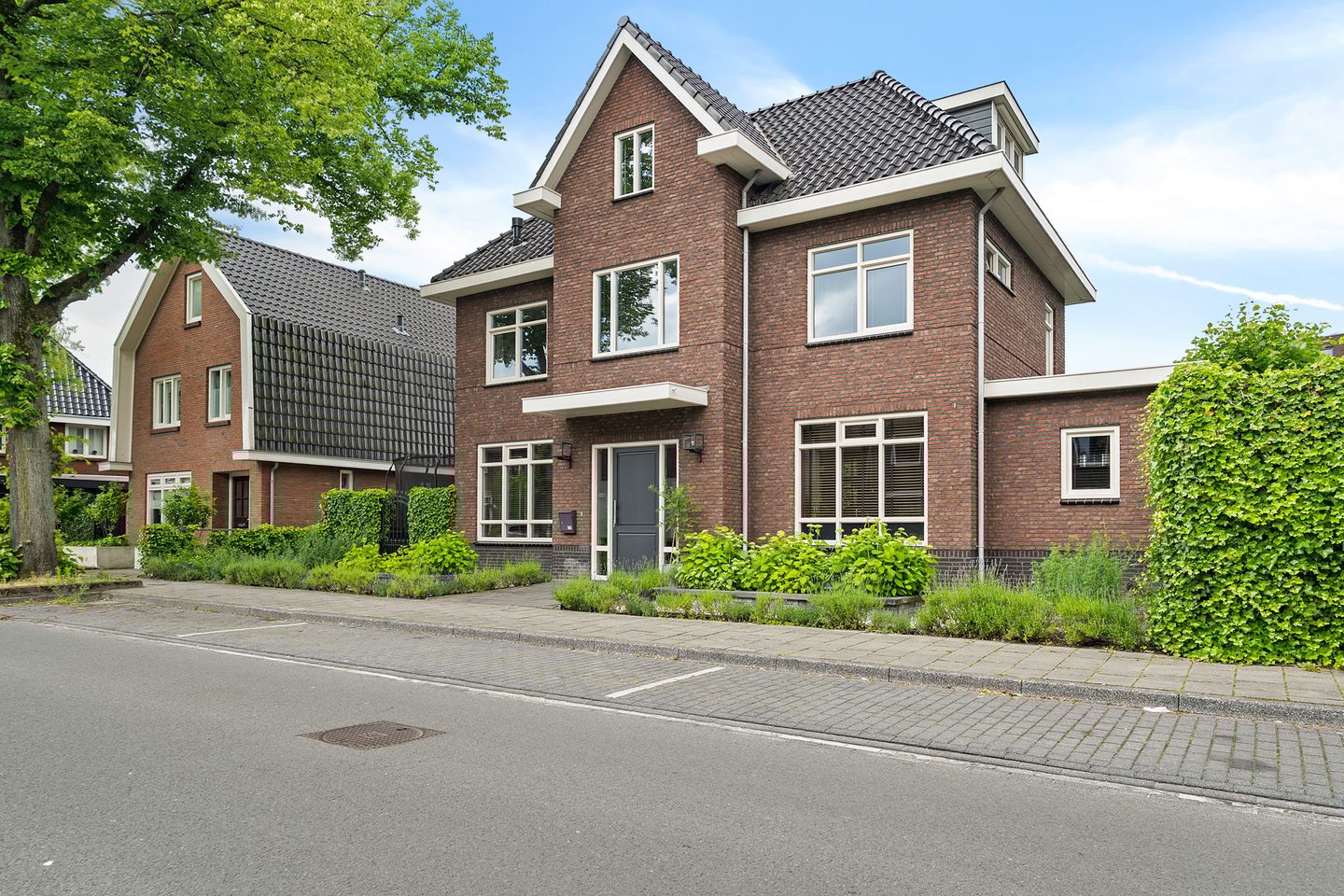 Voortsweg 165 main image