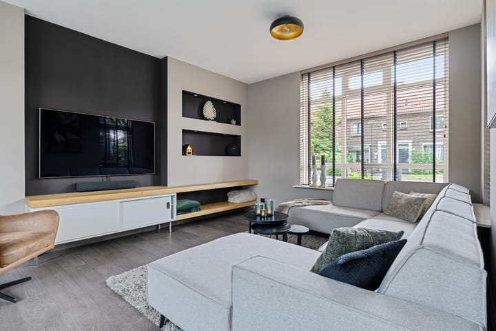 Foto 13 van Voortsweg 165