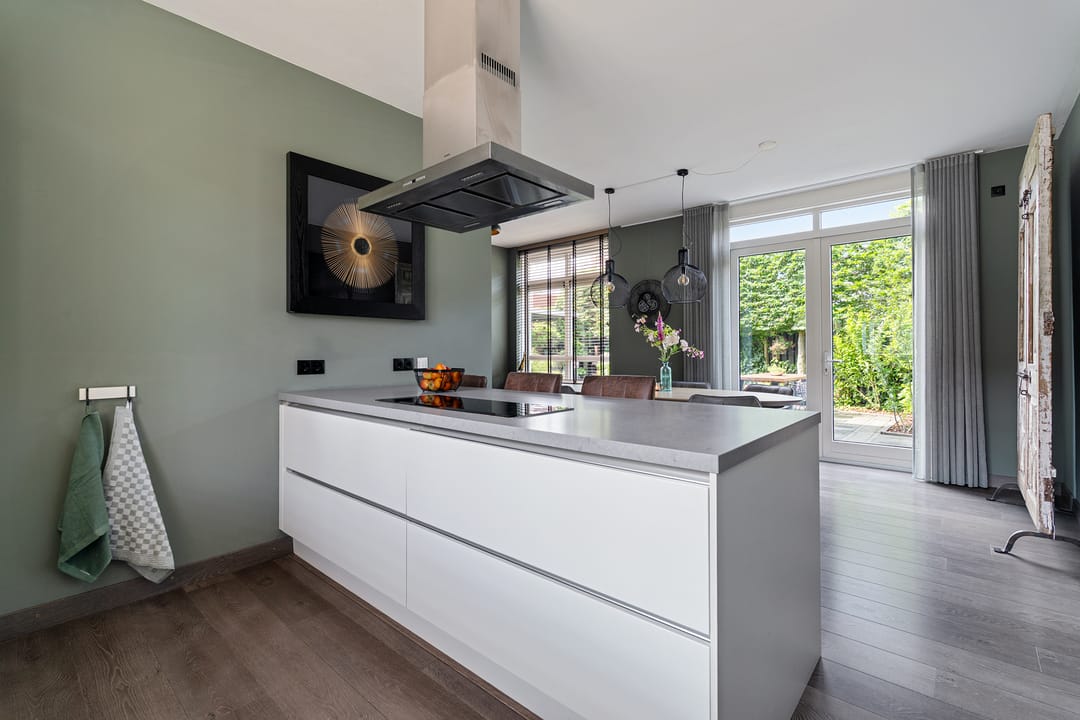 Foto 16 van Voortsweg 165