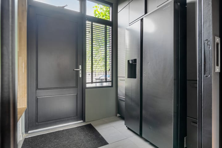 Foto 20 van Voortsweg 165