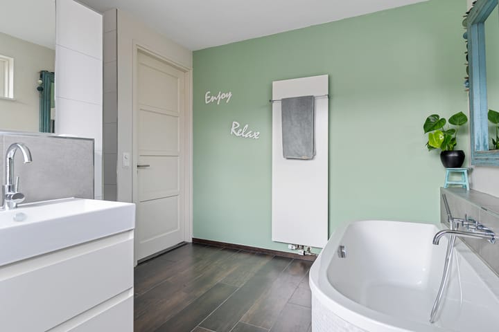 Foto 26 van Voortsweg 165