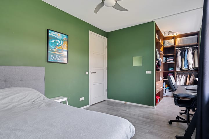 Foto 32 van Voortsweg 165