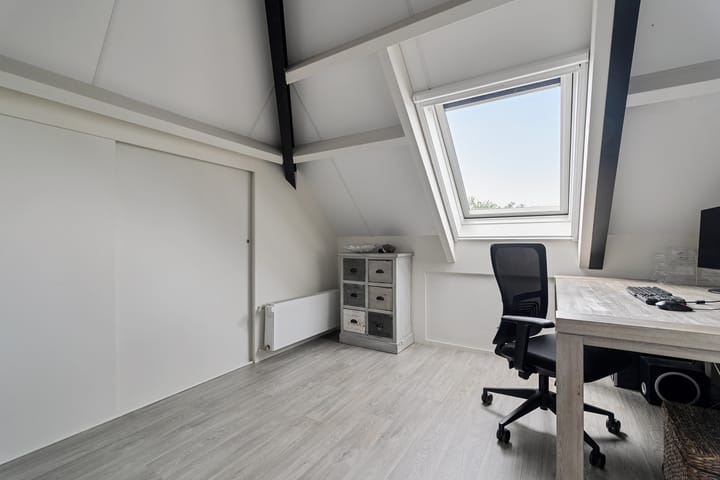 Foto 41 van Voortsweg 165