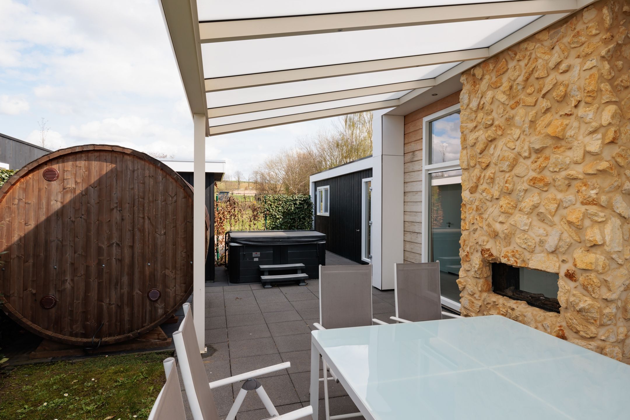 Photo 12 of Valkenburgerweg 128-254