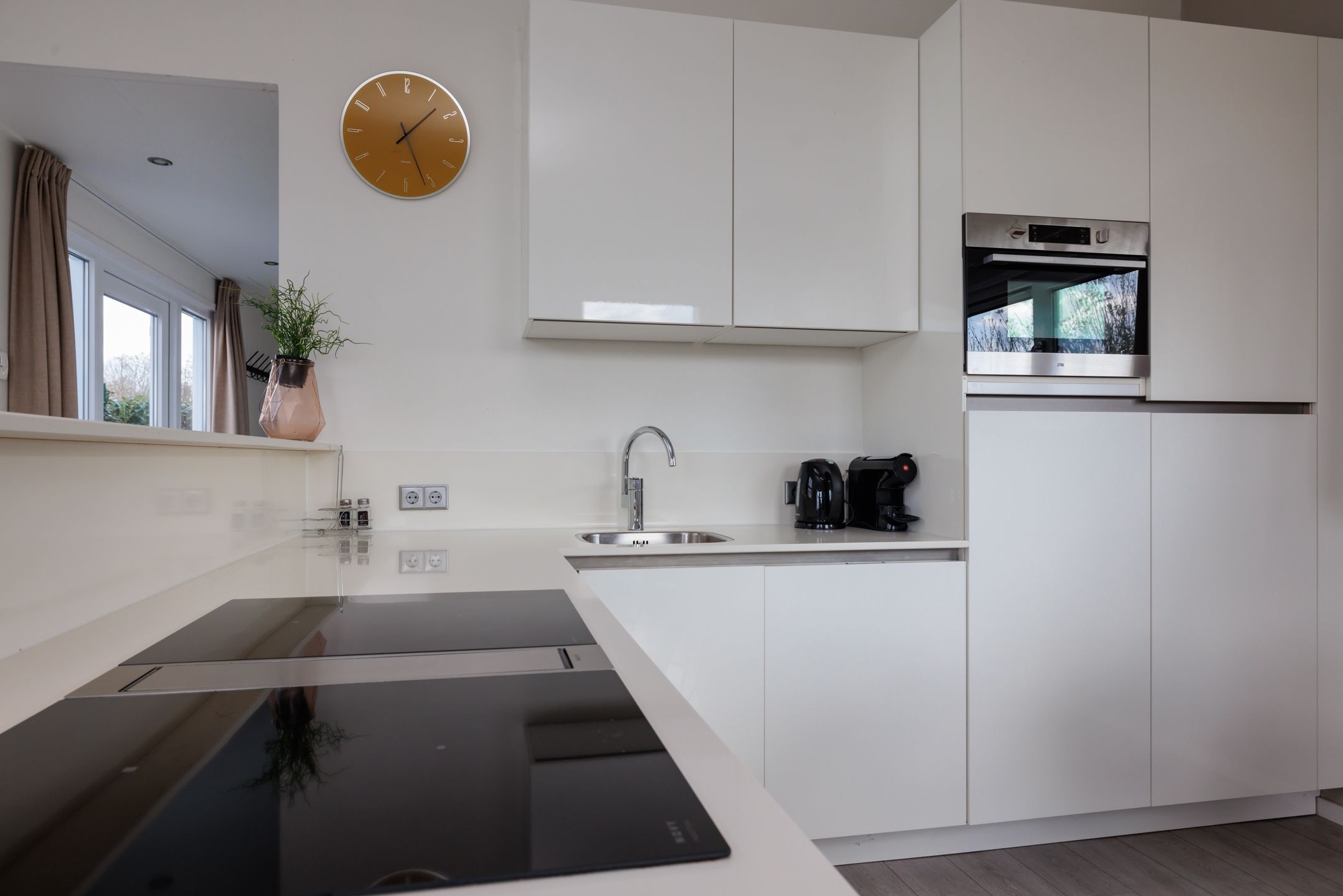 Photo 24 of Valkenburgerweg 128-254