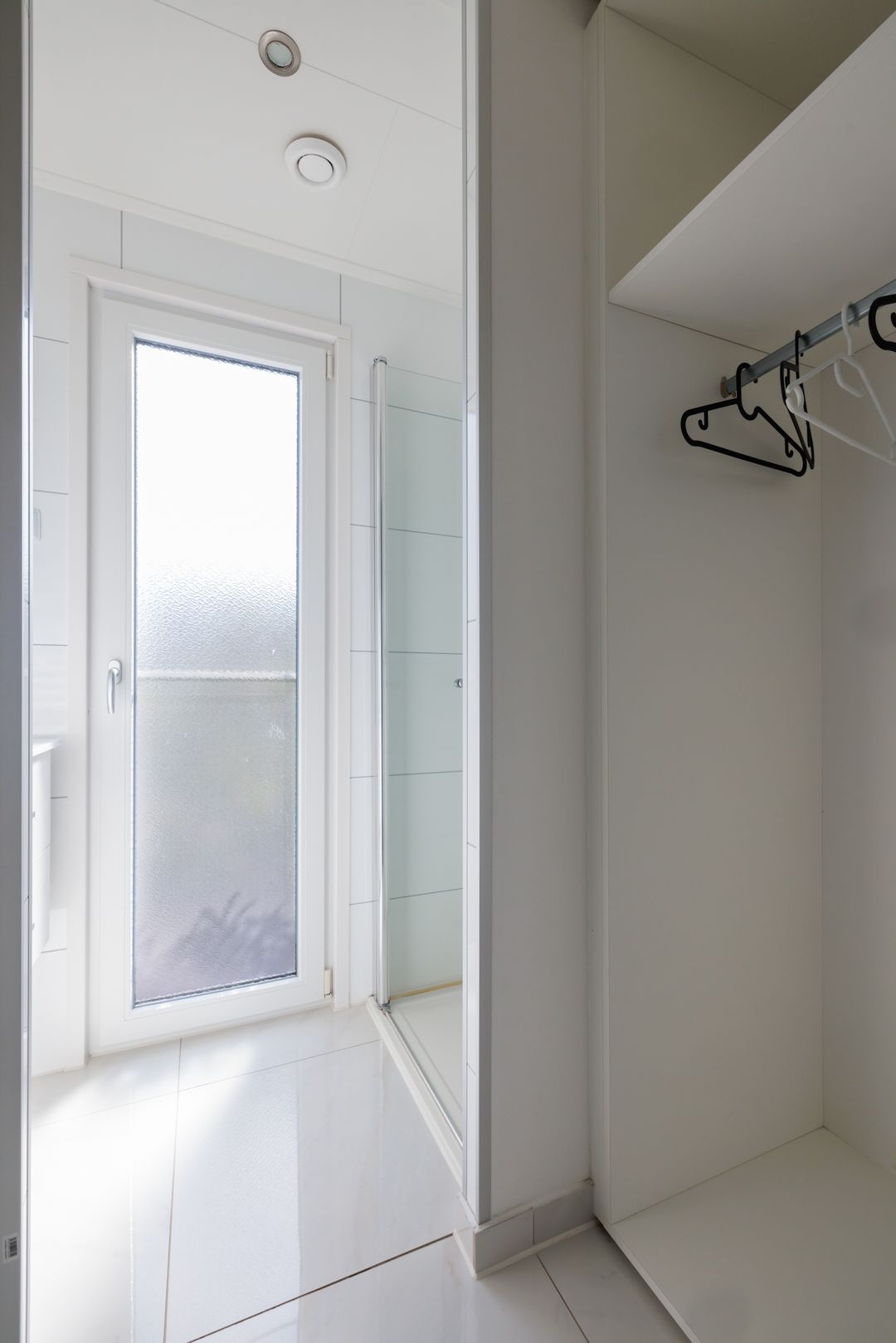 Photo 38 of Valkenburgerweg 128-254