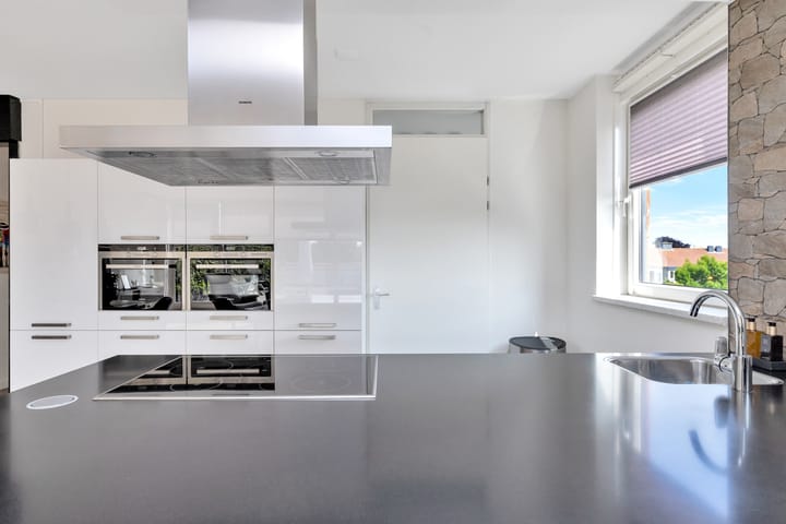 Foto 16 van S.L. Louwesstraat 44