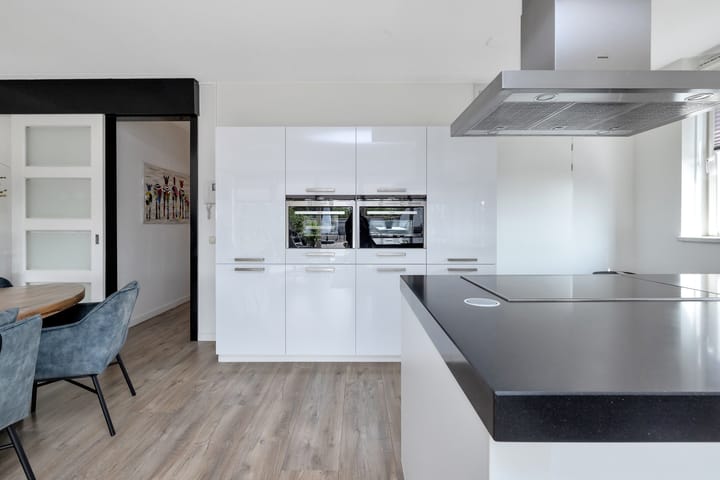 Foto 17 van S.L. Louwesstraat 44