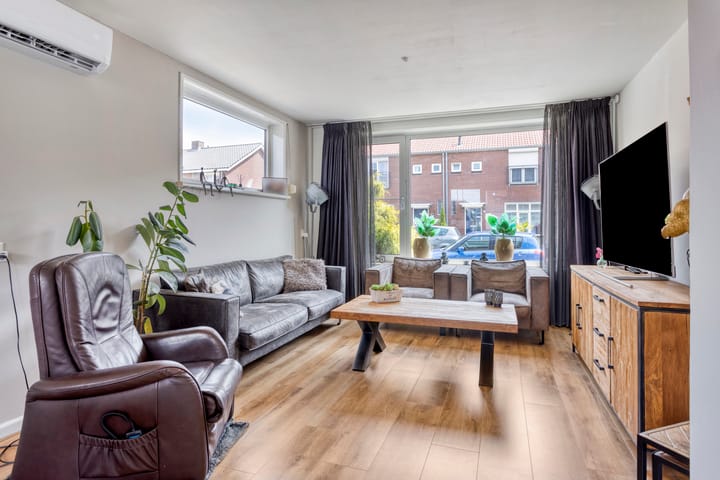 Foto 12 van Anjerstraat 7