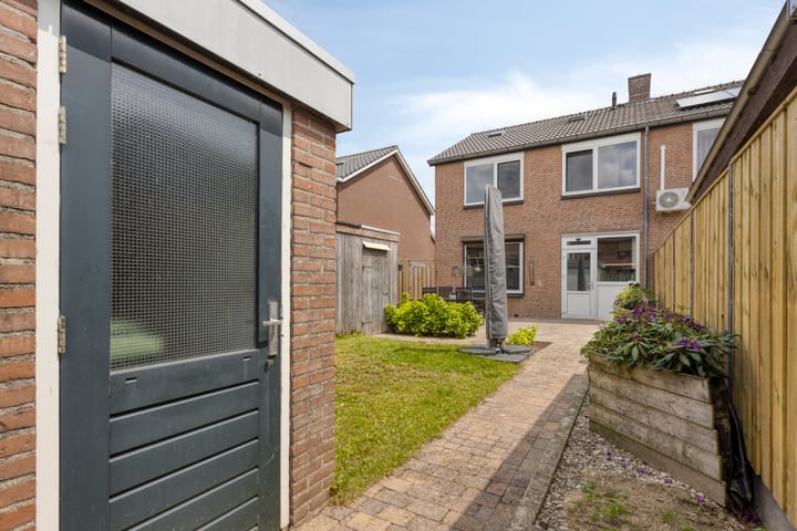 Foto 34 van Anjerstraat 7