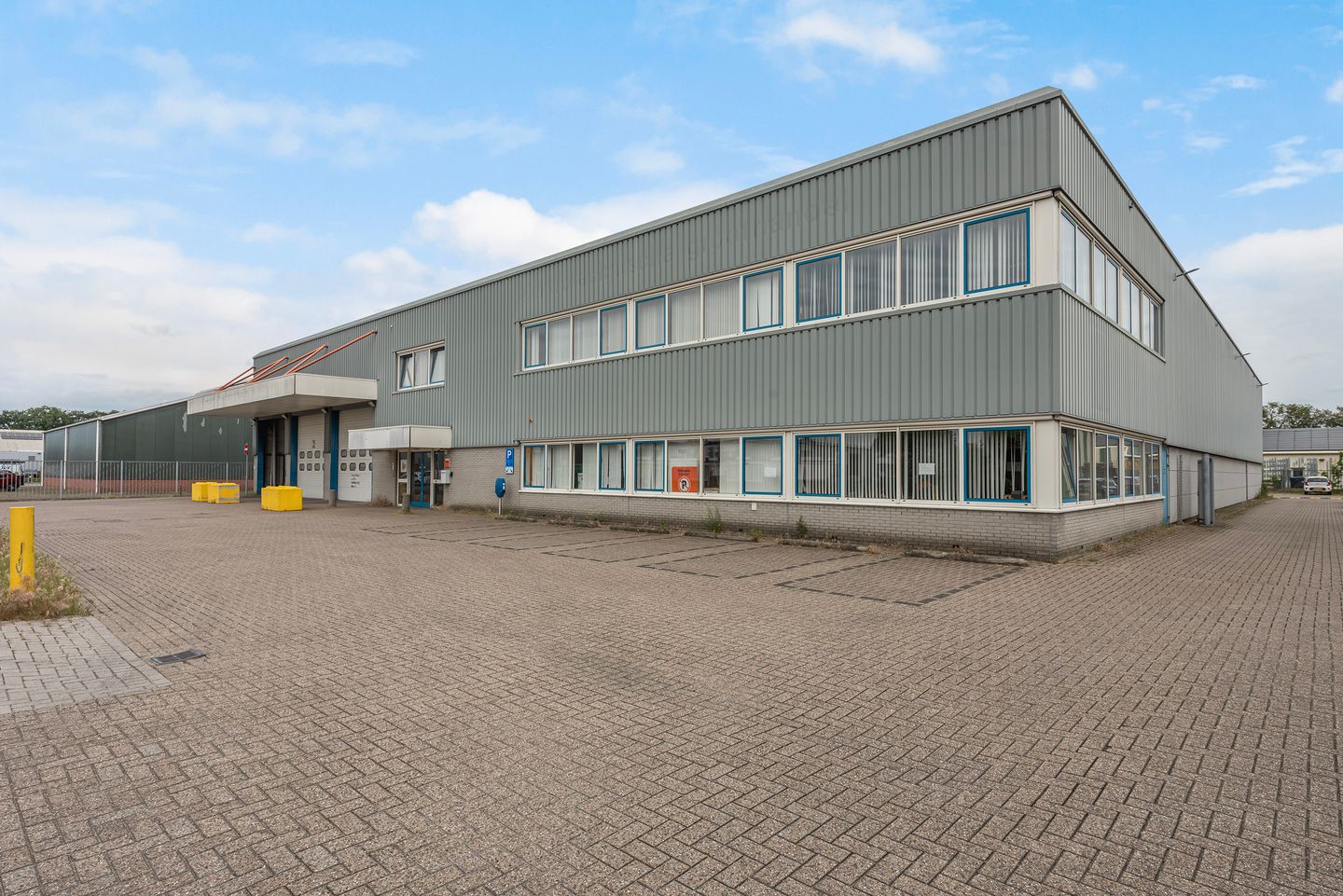 View photo 5 of Van Weerden Poelmanweg 7