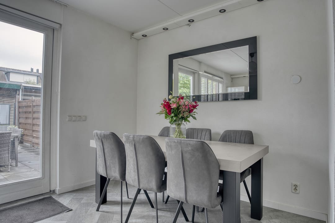 Photo 16 of Venusstraat 15