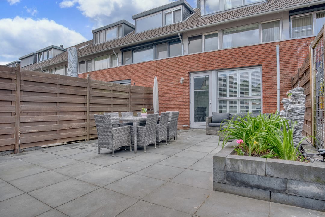 Photo 41 of Venusstraat 15