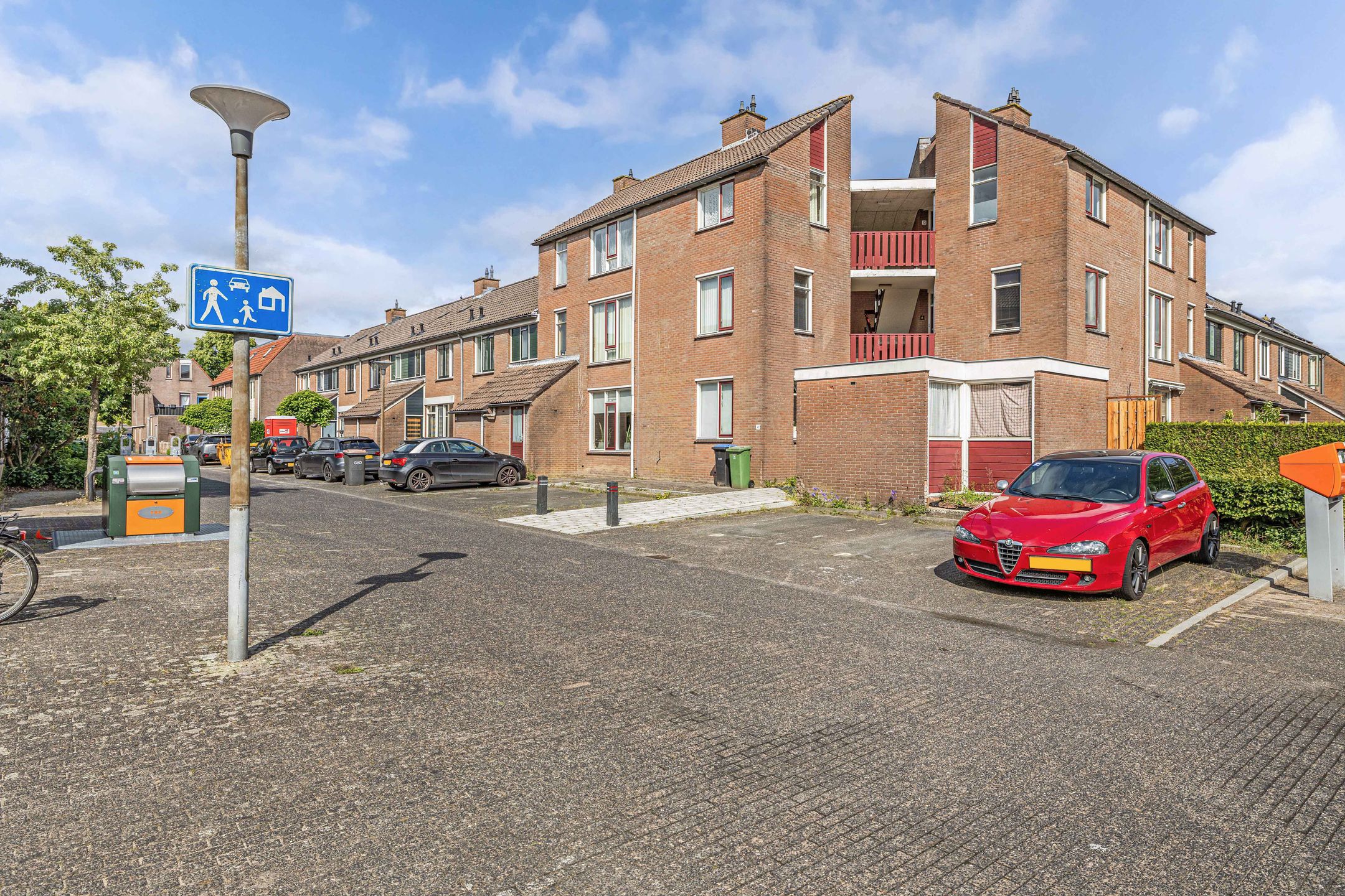 Foto 3 van Alblas 12