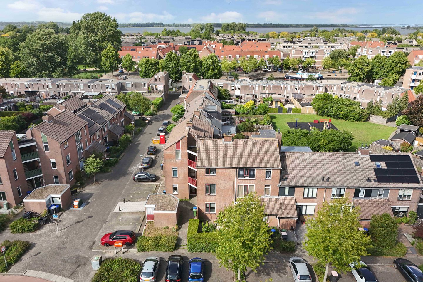 Foto 5 van Alblas 12